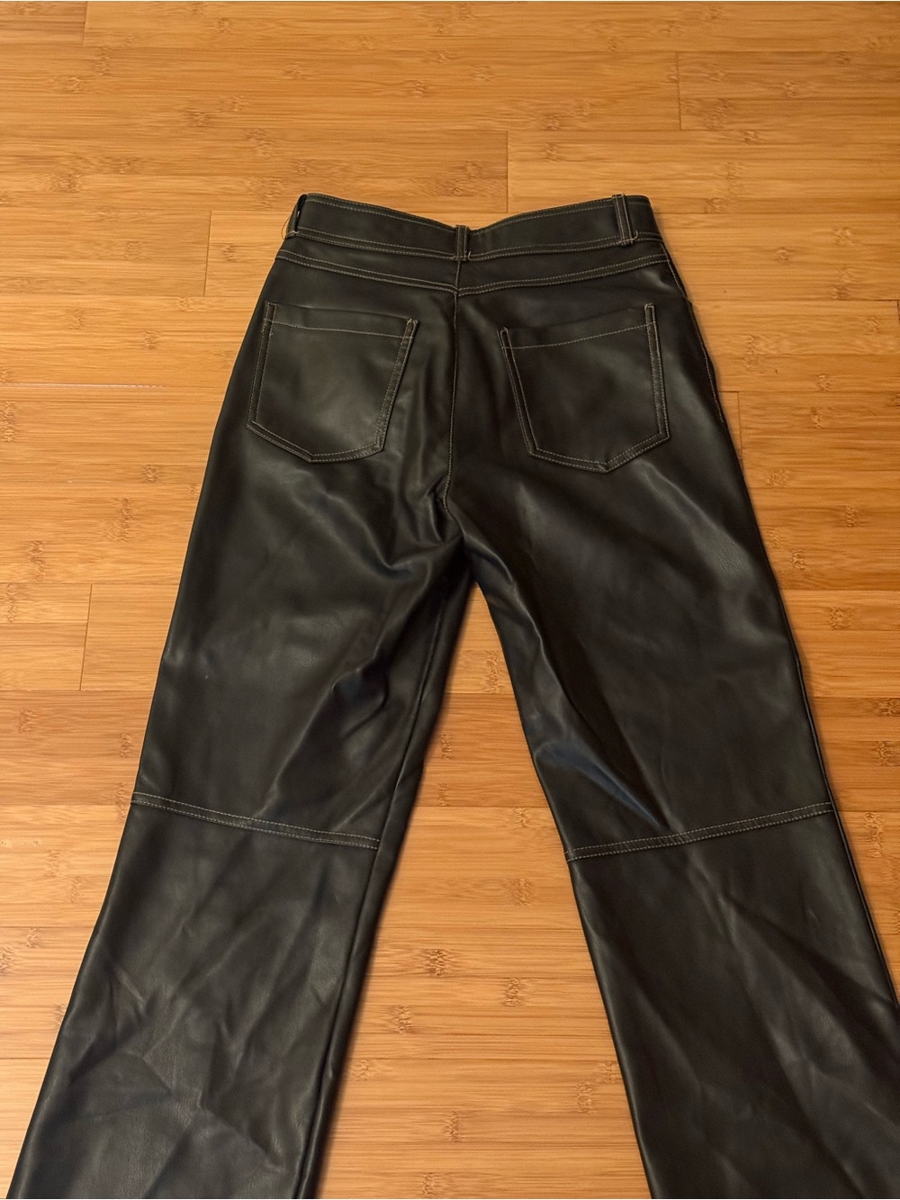 Zara Women’s Black Faux Leather Jeans - Picture 5 of 6